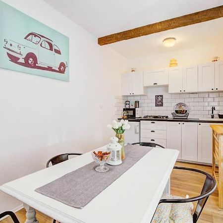 Vacation Home Korina Сень Экстерьер фото
