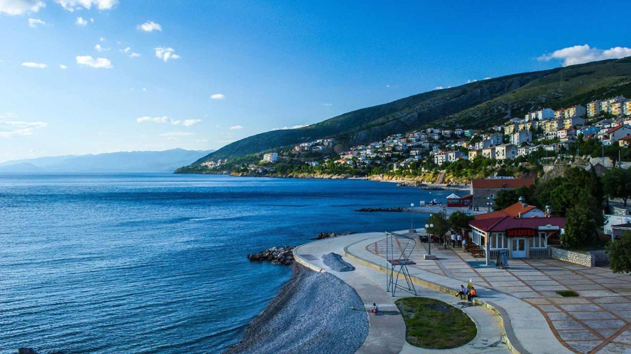 Vacation Home Korina Сень Экстерьер фото