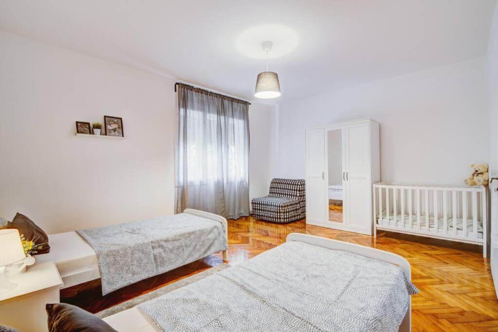Vacation Home Korina Сень Экстерьер фото