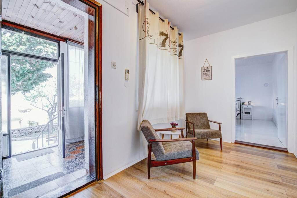 Vacation Home Korina Сень Экстерьер фото
