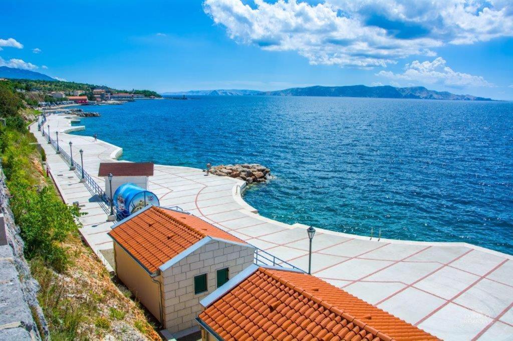 Vacation Home Korina Сень Экстерьер фото